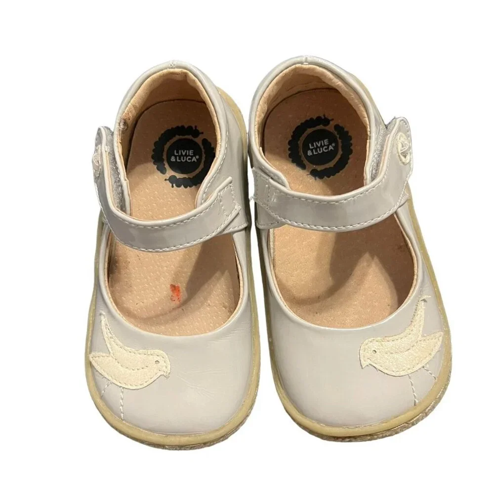 Livie & Luca Sz 8 Grey Pio Pio Patent Leather Mary Jane Shoes